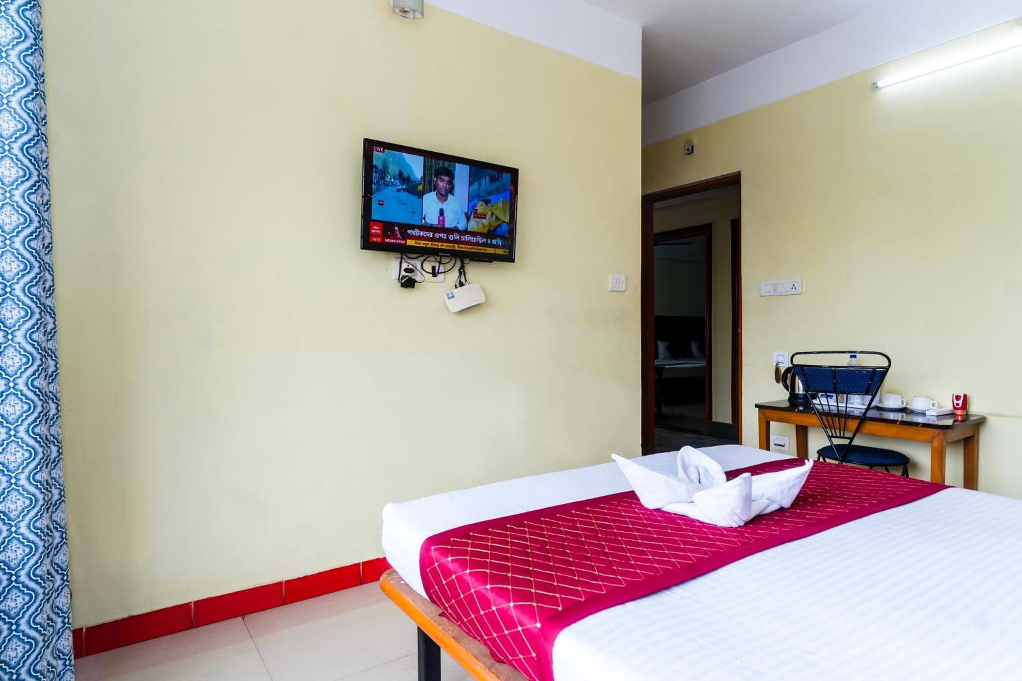 Hotel Niladrii Galaxy Siliguri Extérieur photo